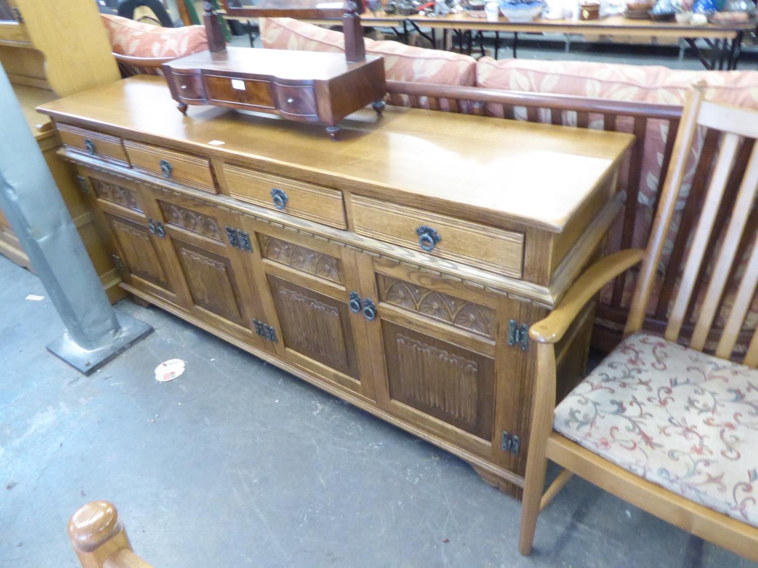 A SET OF FOUR PARKER KNOLL LIGHT OAK DINING CHAIRS, THE HIGH BACKS AND SEATS COVERED IN PATTERNED - Image 2 of 3