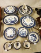 REAL OLD WILLOW TEA AND DINNER WARES TO INCLUDE; 2 TUREENS AND COVERS, 6 LARGE DINNERS PLATES, 6 TEA
