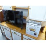 SAMSUNG 22” FLAT SCREEN TELEVISION WITH REMOTE CONTROL AND A ROBERTS GEMINI 8 DAB MAINS/BATTERY