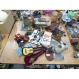 MIXED LOT TO INCLUDE; VINTAGE PHOTOGRAPHS, SOAPSTONE CARVINGS, WATCHES, BOOKS AND MORE (QUANTITY)