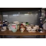 DECORATIVE POTTERY AND CHINA ITEMS, TO INCLUDE; WEDGWOOD DISHES WITH COVERS, A LARGE 'TYKES' MOTTO