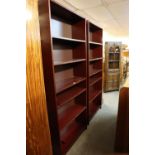 A PAIR OF MAHOGANY EFFECT MODERN OPEN BOOKCASES, SIX OR SEVEN TIERS WITH ADJUSTABLE SHELVES, EACH 3’