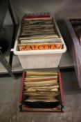 A LARGE SELECTION OF 45RPM SINGLE RECORDS TO INCLUDE; ALVIN STARDUST, SHAKIN STEVENS, BOBBY BROWN,