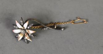 VICTORIAN GOLD COLOURED METAL FLORAL SPRAY BROOCH, the large revolving flower head with six