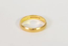 22ct gold wedding ring, Birmingham 1960, 3.7gms, ring size L