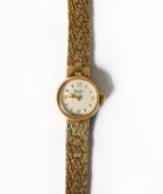 LADY'S RECORD DE LUXE, SWISS 9ct GOLD WRISTWATCH, with mechanical movement, small circular white