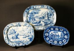 ASSOCIATED GROUP OF GEORGE III PERIOD CHINOISERIE MEAT PLATES, C.1800, the smallest with pagodas and