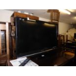 PANASONIC 32” VIERA TV