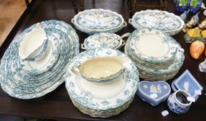 ALBION MELROSE POTTERY DINNER SERVICE OF 43 PIECES, TO INCLUDE; 2 TUREENS, 2 GRAVY BOATS, 8