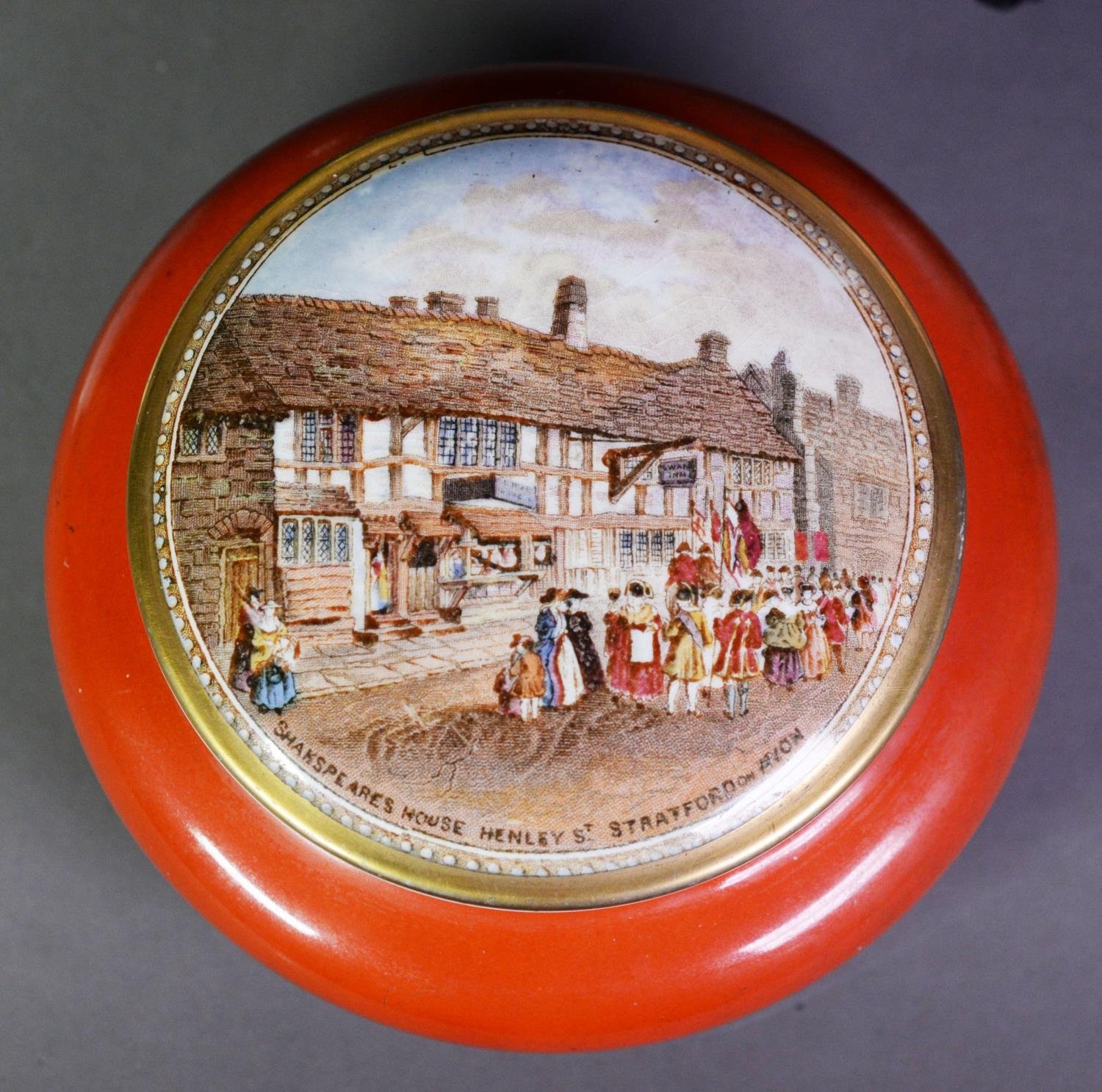 FOUR VICTORIAN PRATT WARE POTTERY POT LIDS, comprising: TWO WITH BASES and TWO IN EBONISED WOOD - Image 2 of 4