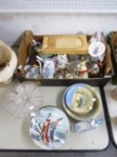 A QUANTITY OF MISCELLANEOUS ITEMS TO INCLUDE; SMALL BAGATELLE, ORIENTAL HANGING PLATES, 4 BEER