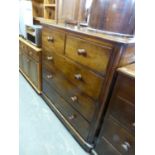 A LARGE VICTORIAN MAHOGANY CHEST OF 2 SHORT OVER THREE LONG DRAWERS, HAVING CURVED CORNERS AND