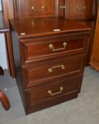 MAHOGANY SMALL CHEST OF THREE DRAWERS, EACH WITH A BRASS DROP HANDLE, ON PLINTH BASE, 1’8” (50.