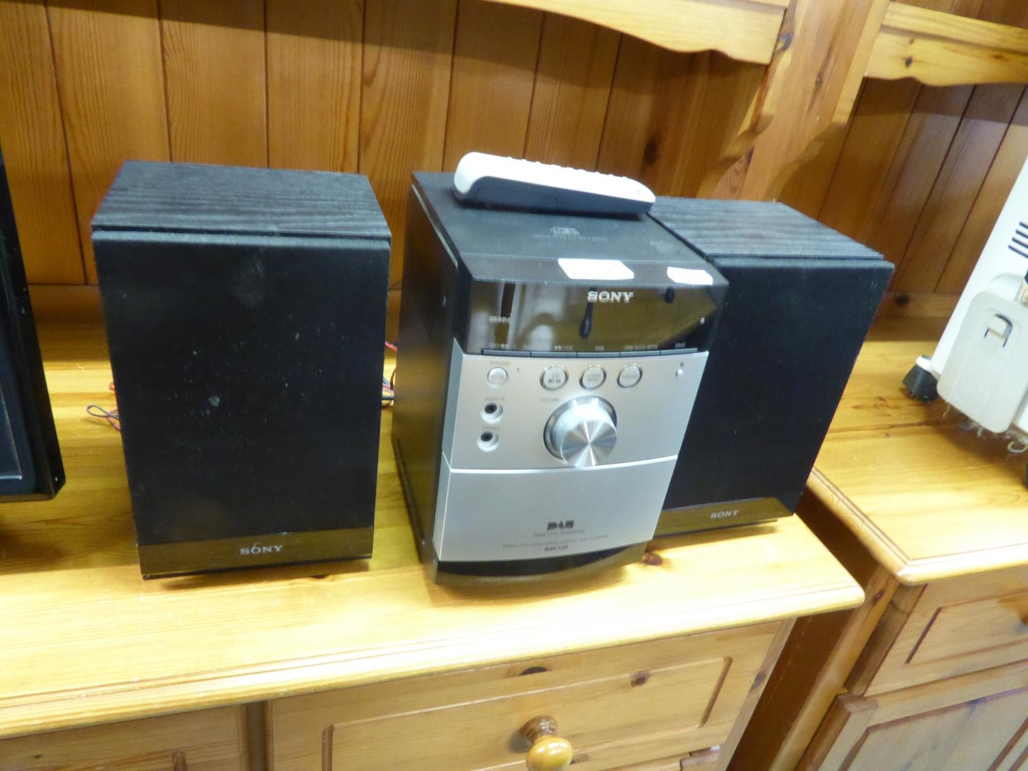 SONY DAB STEREO RADIO AND CD PLAYER WITH A PAIR OF LOUDSPEAKERS, WITH REMOTE CONTROL