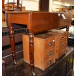 MAHOGANY PEMBROKE DROP LEAF TABLE, WITH SINGLE DRAWER, ON TURNED LEGS