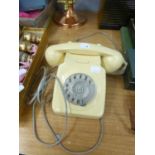 CREAM COLOURED GPO ROTARY DIAL TELEPHONE