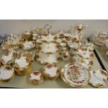 A LARGE SELECTION OF 'OLD COUNTRY ROSES' TEA WARES TO INCLUDE; CUPS, SAUCERS, SIDE PLATES, TEA AND