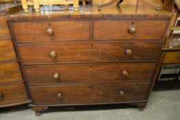 AN EARLY 20TH CENTURY MAHOGANY CHEST WITH TWO SHORT AND THREE LONG DRAWERS, WITH WOOD KNOB