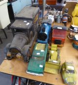 SMALL COLLECTION OF MODEL VEHICLES