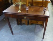 AN ANTIQUE MAHOGANY LARGE OBLONG FLAP-TOP TABLE