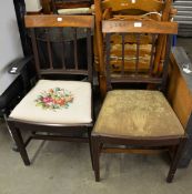 A PAIR OF 19TH CENTURY ‘SHERATON’ MAHOGANY SINGLE CHAIRS, WITH REEDED RAIL BACK, DROP-IN SEAT,