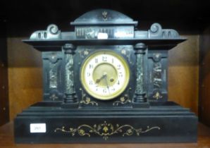 A VICTORIAN BLACK SLATE MANTEL CLOCK