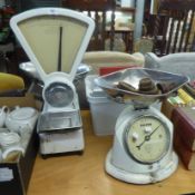 A LARGE SET OF SALTERS GROCERS SCALES, PLUS AN AVIS 1960's SET OF SCALES AND VARIOUS WEIGHTS