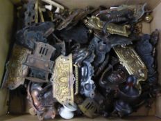 COLLECTION OF LATE VICTORIAN HANDLES (DRAWER AND CUPBOARD)