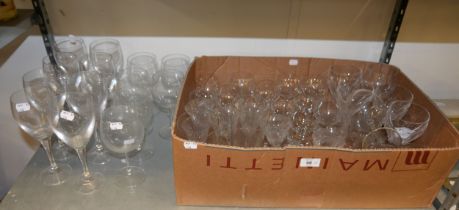 TWENTY ONE CUT GLASS WINE GLASSES AND TUMBLERS AND OTHER SMALL CUT GLASS ITEMS