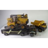 TONKA: Vintage Tonka MR970 Transporter, XMB975 Dumper Truck and Tonka Crane [3]