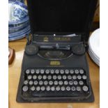 LATE 1930's GOULDEN & CURRY BAR-LOCK TYPEWRITER