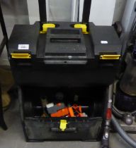 STANLEY LARGE TOOL BOX ON WHEELS, HAVING COMPARTMENTS CONTAINING WORK TOOLS VARIOUS, SIX SMALLER