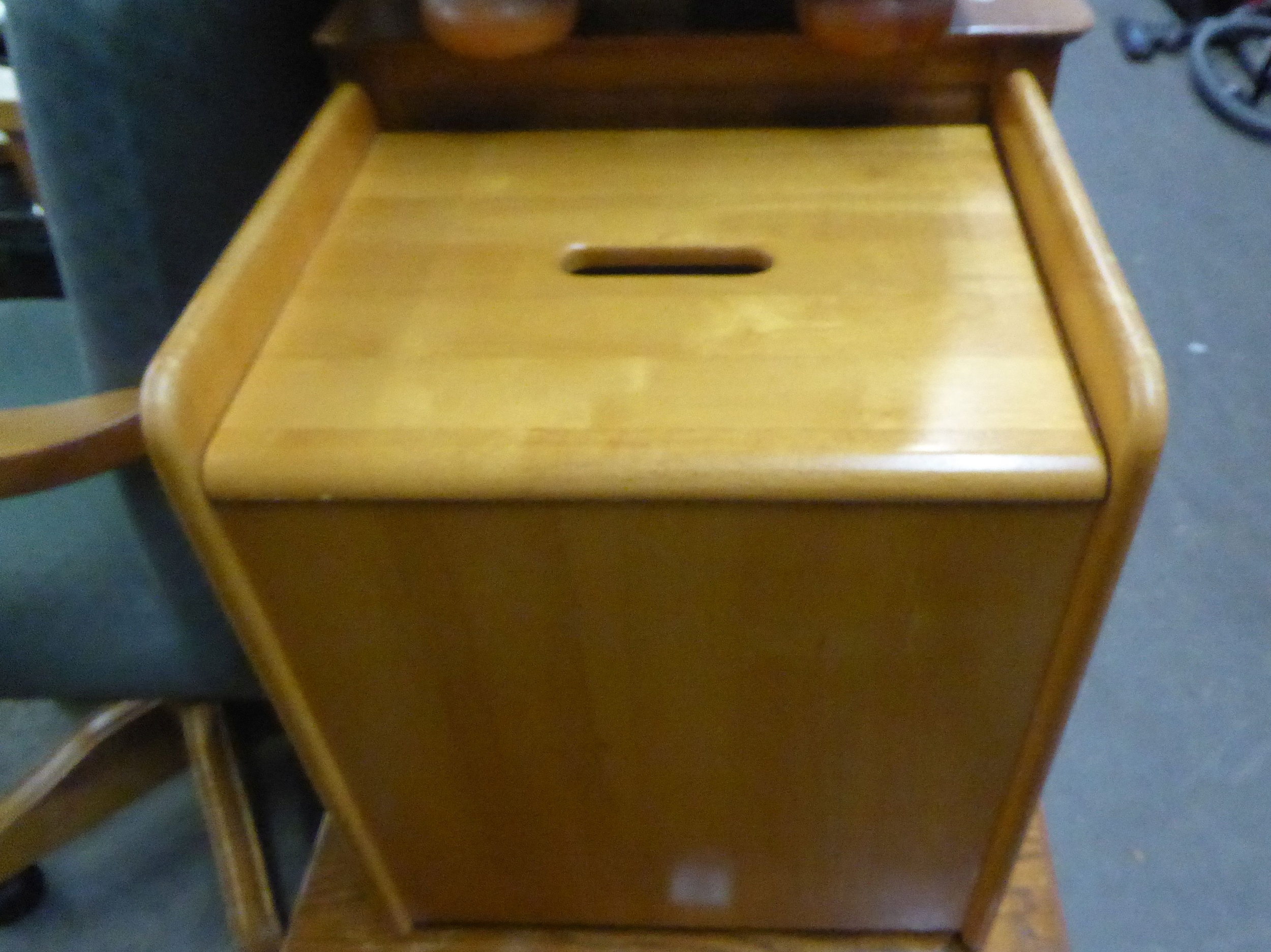 PAIR OF THREE-DRAWER BEDSIDE CABINETS AND BEECH BOX [3] - Image 2 of 2