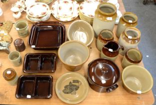 QUANTITY OF PEARSONS OF CHESTERFIELD AND OTHER STONEWARE COOKWARES TO INCLUDE; 2 LASAGNE DISHES