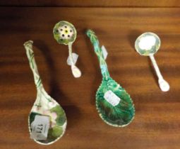 GEORGE JONES CERAMIC SIFTER SPOON, CREAM LADLE AND TWO LARGER SPOONS (A.F.) (4)