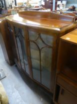 GEORGE V WALNUT DOUBLE-FRONTED DISPLAY CABINET ON SHORT CABRIOLE LEGS