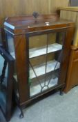 1930’S QUARTERED MAHOGANY DISPLAY CABINET, ON CABRIOLE LEGS