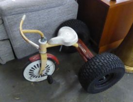 1970's FUNK 1 RALEIGH TRIKE AND BANTEL METAL FRAMED AND PLASTIC FOOT-BOARD SCOOTER,  THREE OTHER