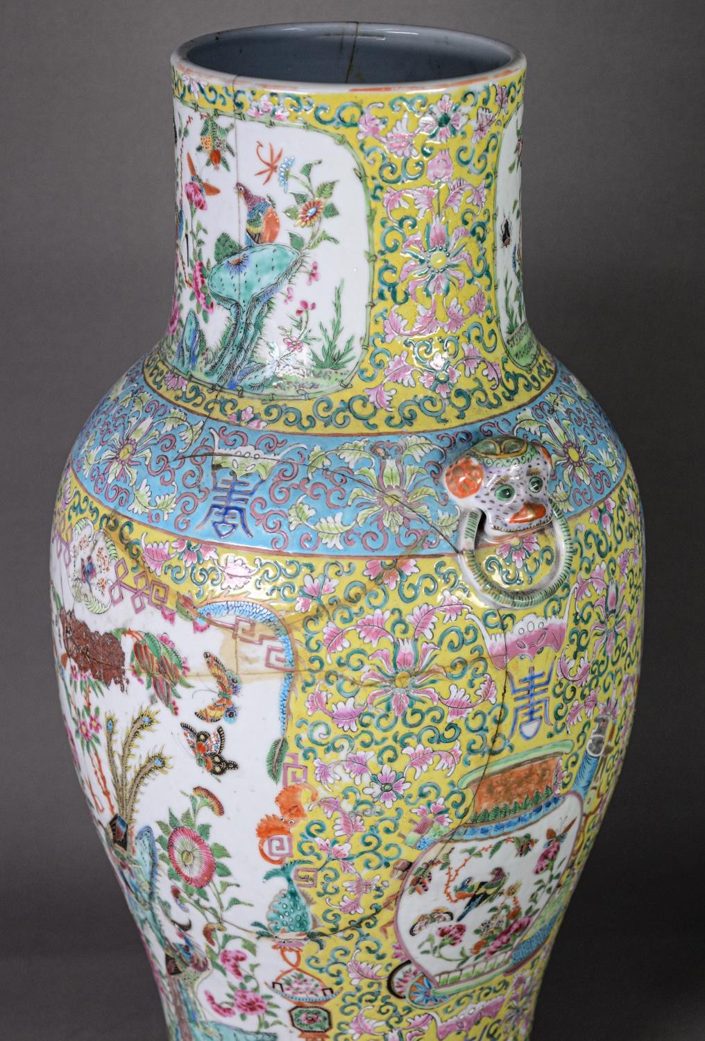 PAIR OF TWENTIETH CENTURY CHINESE FAMILLE JAUNE PORCELAIN LARGE VASES AND COVERS, each of baluster - Image 5 of 6