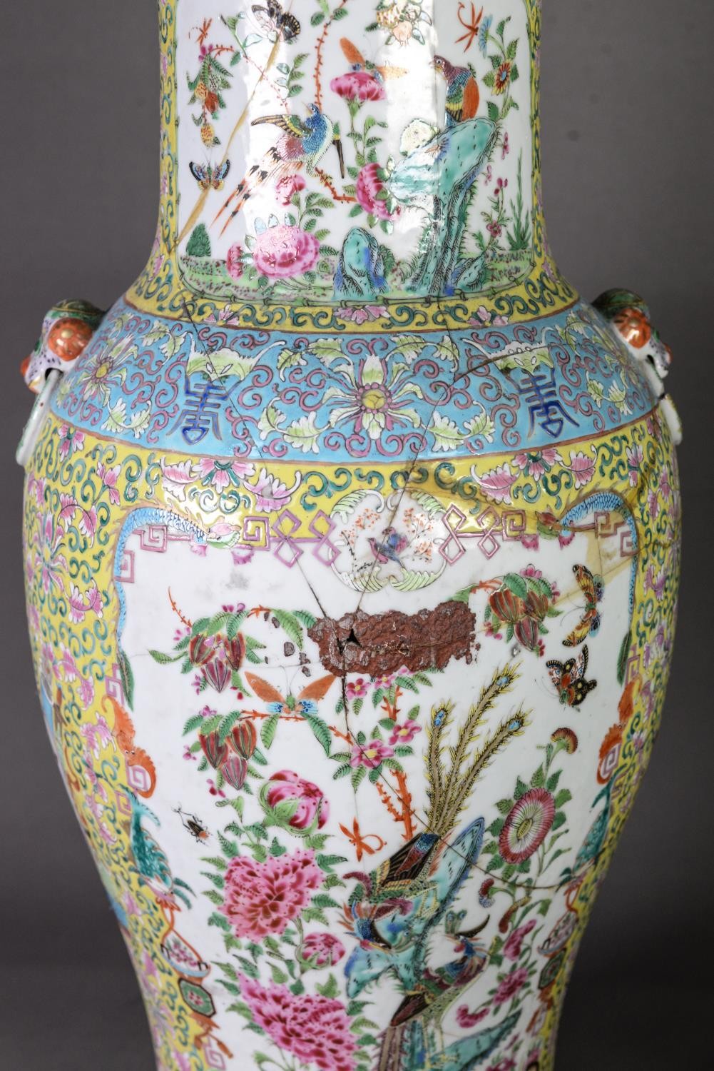 PAIR OF TWENTIETH CENTURY CHINESE FAMILLE JAUNE PORCELAIN LARGE VASES AND COVERS, each of baluster - Image 6 of 6