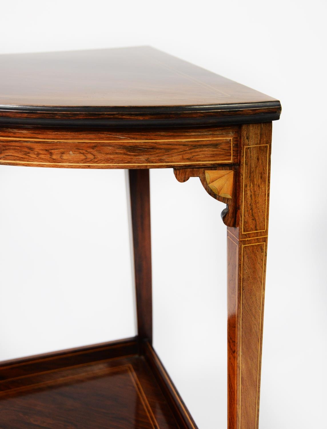 AN EDWARDIAN LINE INLAID ROSEWOOD CORNER TABLE, with under-shelf, on three square tapering legs, 2' - Image 3 of 3