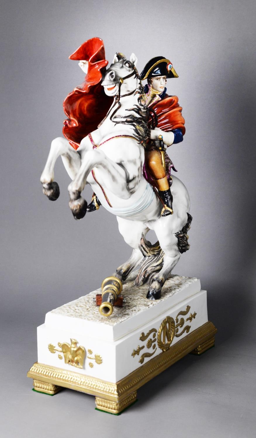 IMPRESSIVE MODERN CAPODIMONTE CERAMIC MODEL OF NAPOLEON I 'CROSSING THE ALPS' based upon JACQUES- - Image 2 of 3