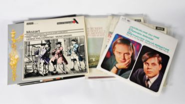 CLASSICAL VINYL RECORDS. Beethoven - Jacqueline Du Pre/Stephen Bishop, HMV, HQS 1029. Mozart - Piano