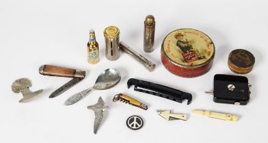 SUNDRY COLLECTABLES TO INCLUDE; cast pewter flying hawk LAPEL BADGE, by A.R. Brown, THREE PEN KNIVES