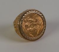 GEORGE V 1912 FULL SOVEREIGN, loose mount in a heavy textured shank as a ring, London 1976, ring