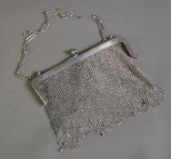 LADY’S STERLING SILVER CHAINMAIL EVENING BAG/ PURSE, with chain handle, a/f, 5.21ozt all in