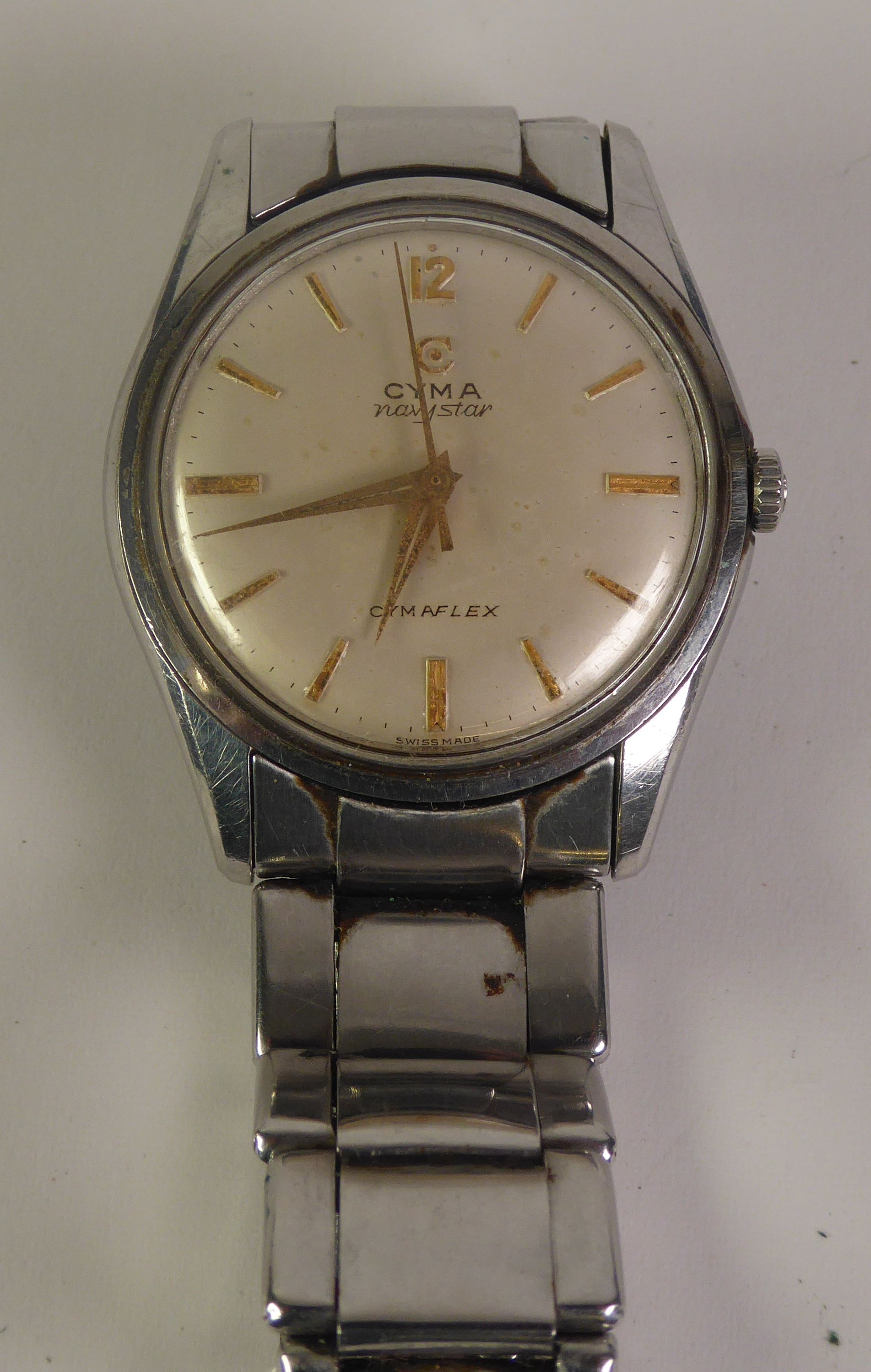 GENT’S CYMA NAVYSTAR CYMAFLEX, circular silvered dial with gilt batons, mechanical movement, on a