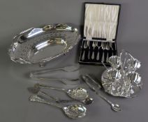 SMALL MIXED LOT OF ELECTROPLATE, to include: OVAL SWING HANDLED CAKE BASKET, FOUR PERSON EGG