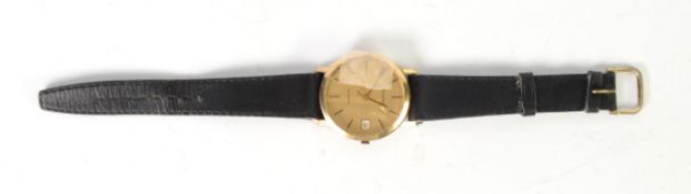 BULOVA QUARTZ 9CT GOLD GENTS WRISTWATCH WITH GOLD COLOURED CALANDER DIAL WITH BATONS AND DATE