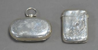 TWO PIECES OF HALLMARKED SILVER, comprising: SOVEREIGN AND HALF SOVEREIGN CASE, engraved with